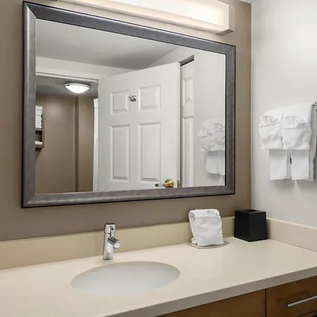 Staybridge Suites Indianapolis-Airport By Ihg-2